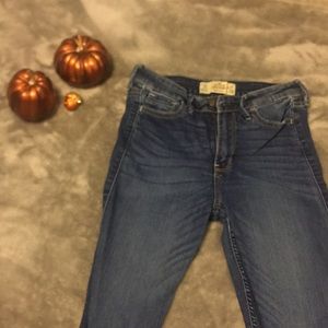 Blue skinny jeans